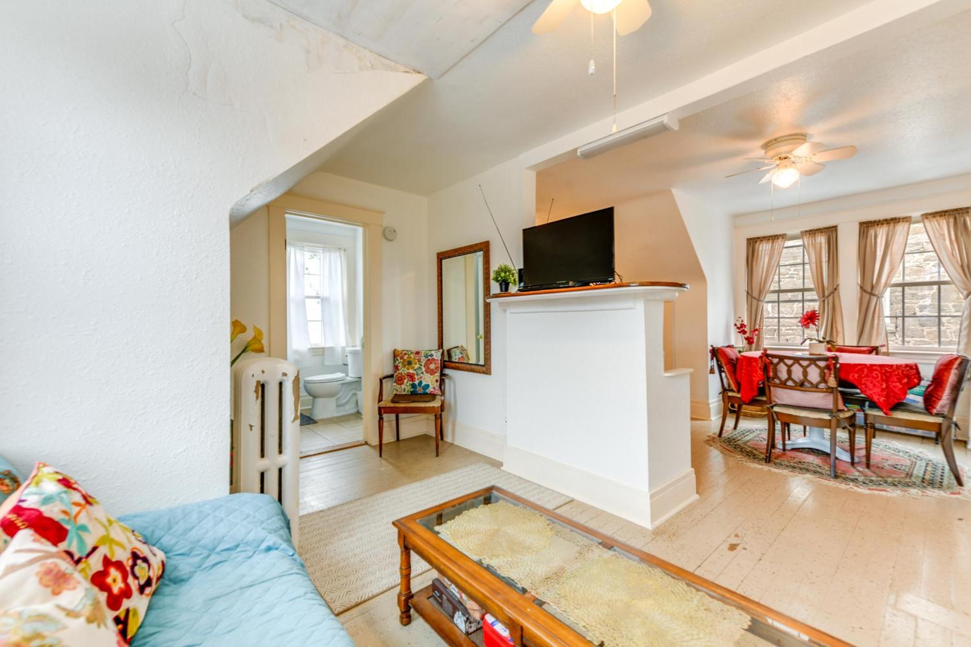 Holiday home Cozy With Gas Grill And Patio! *